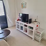 Apartmán Easy 2 Bedroom Apartment, Makenzi *