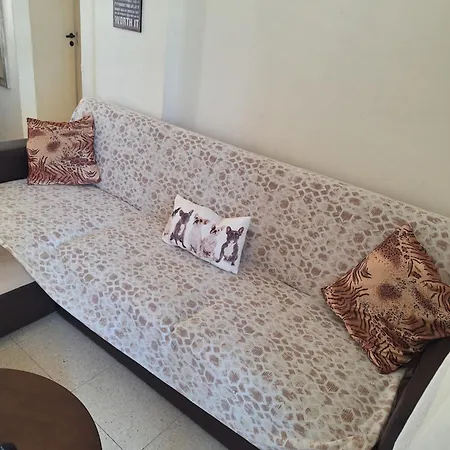 Easy 2 Bedroom Apartment, Makenzi Appartement *