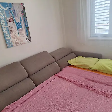Easy 2 Bedroom Apartment, Makenzi Apartamento *