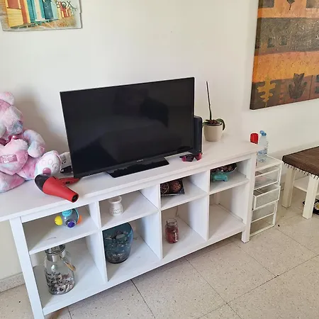 Easy 2 Bedroom Apartment, Makenzi * Λάρνακα