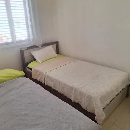 Easy 2 Bedroom Apartment, Makenzi Apartmán