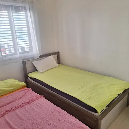 Easy 2 Bedroom Apartment, Makenzi * Larnaca