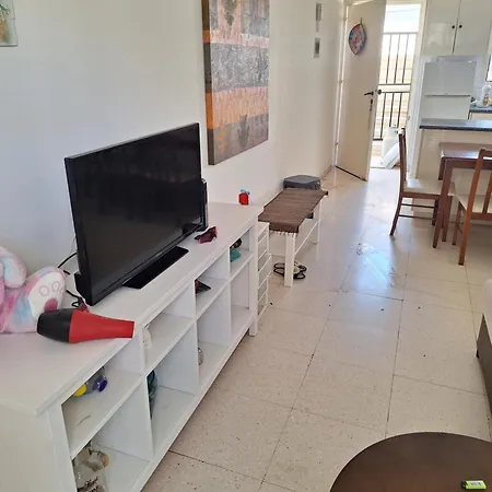 Apartamento Easy 2 Bedroom Apartment, Makenzi Larnaca
