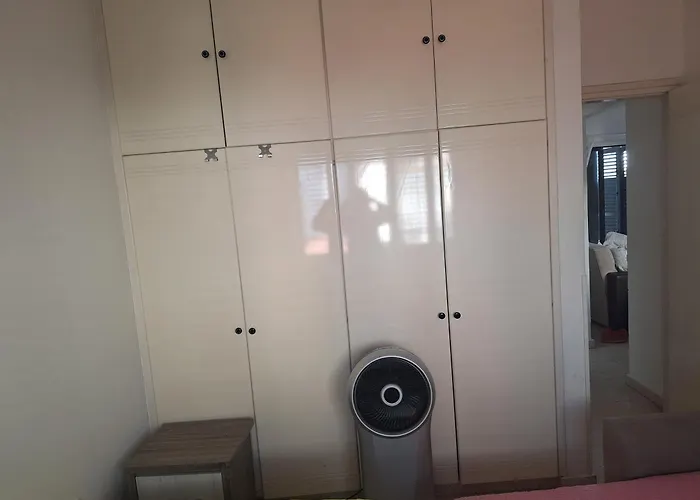 Easy 2 Bedroom Apartment, Makenzi * Ларнака