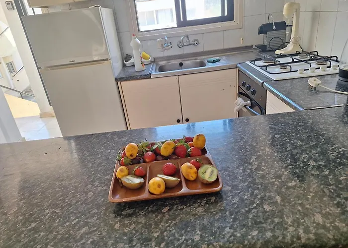 Апартаменты Easy 2 Bedroom Apartment, Makenzi