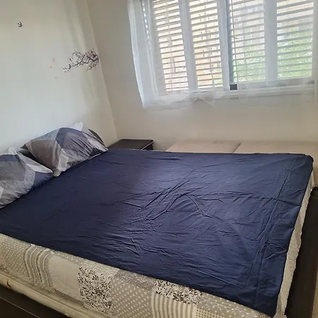 Apartament Easy 2 Bedroom Apartment, Makenzi