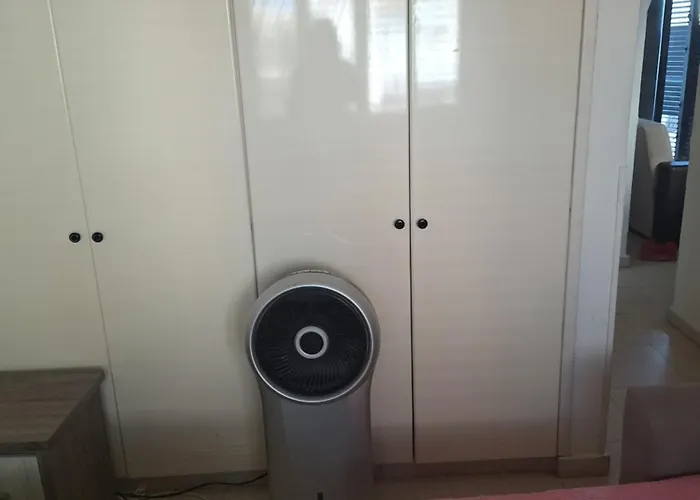 Apartament Easy 2 Bedroom Apartment, Makenzi *