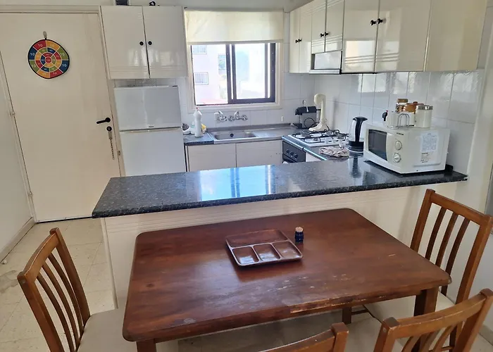 Apartament Easy 2 Bedroom Apartment, Makenzi *