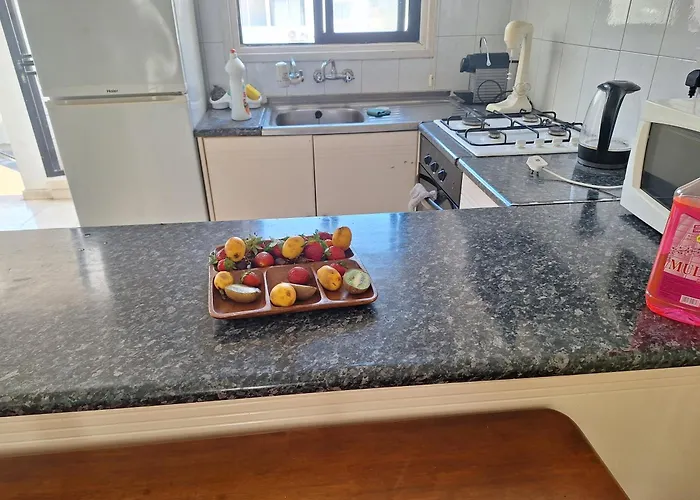 Easy 2 Bedroom Apartment, Makenzi Apartament Larnaca