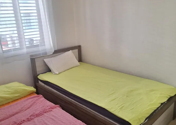 Easy 2 Bedroom Apartment, Makenzi * Larnaca